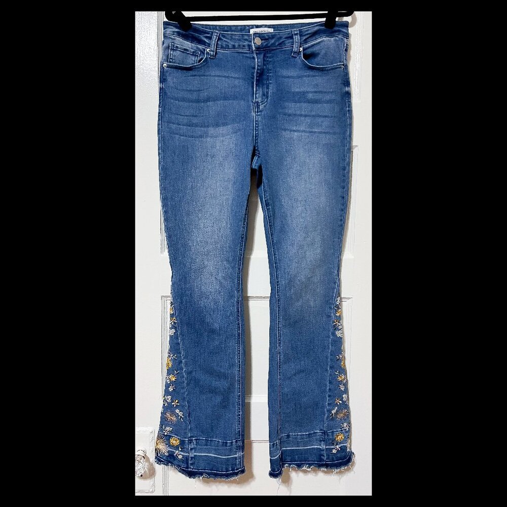 Prosperity Womens Blue Embroidered Floral Leg Raw Hem Flare Jeans Sz 15/32 EUC
